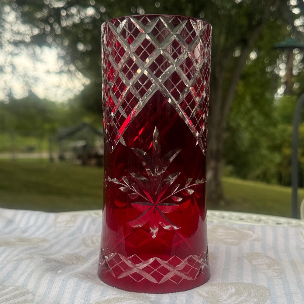 Elegant Red Crystal Chimney